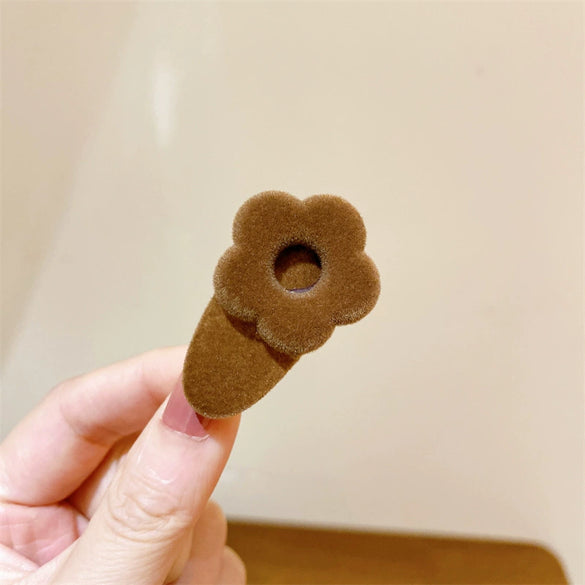 Wholesale French Retro Velvet Flower Pure Handmade Hairpin For Women