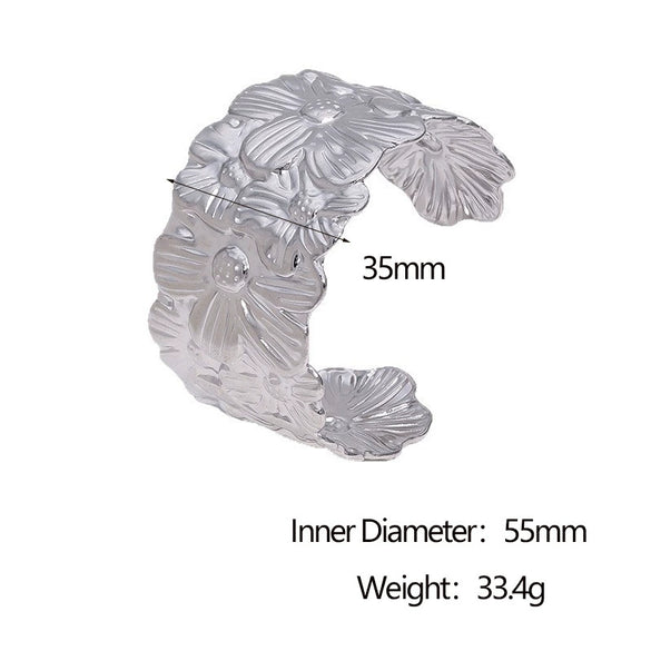Wholesale Fresh And Sweet Flower Design Stainless Steel Electroplated Open Bracelet