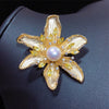 Wholesale Fresh Water Pearl And Copper Brooch With Matte Gold Plated Fashionable Flower Design For Women