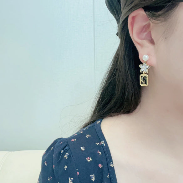 Wholesale Freshwater Pearl Earrings Alloy Inlaid With Artificial And Semiprecious Gemstones Retro Star And Moon Square Feminine Style