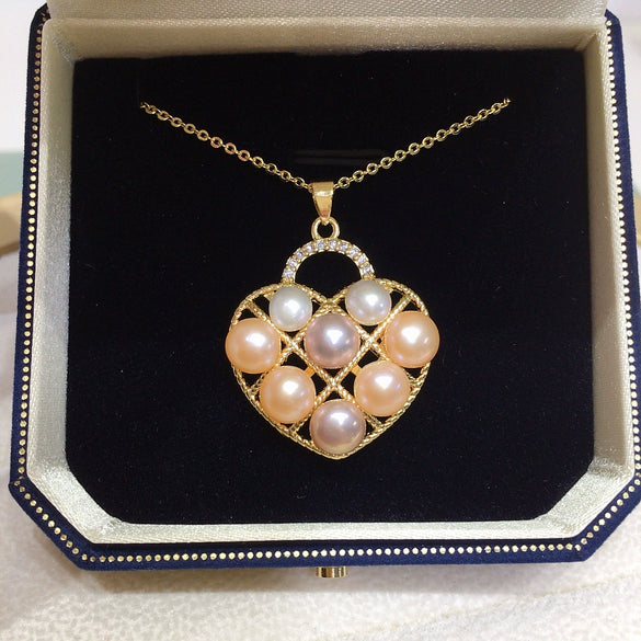 Wholesale Freshwater Pearl Necklace With Heart Pendant Copper Fashion Minimalist Style Flat Round And Bun Round Pearls