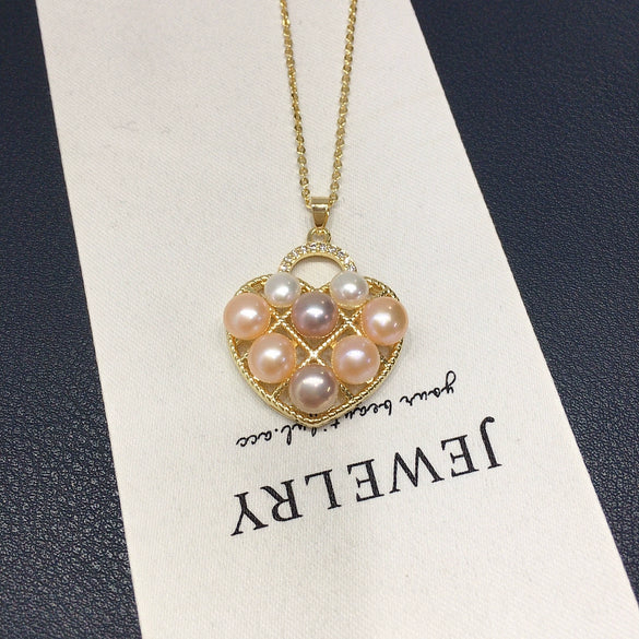 Wholesale Freshwater Pearl Necklace With Heart Pendant Copper Fashion Minimalist Style Flat Round And Bun Round Pearls