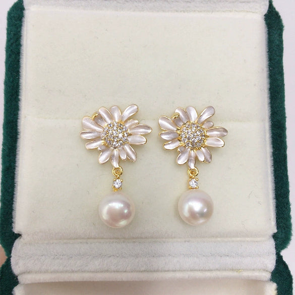 Wholesale Freshwater Pearl Pendant Earrings With Sunflower Design
