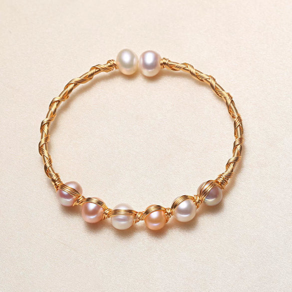 Wholesale Freshwater Pearl Women's Bracelet With Near Circle Shape And Copper Accessories