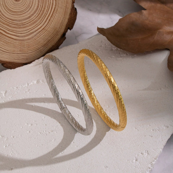 Wholesale Frosted Geometric Plain Circle Electroplated Stainless Steel Bracelet Jewelry For Women