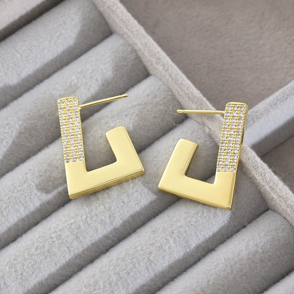Wholesale Geometric Copper Earrings With Cshaped Hook Gold Plated For Women