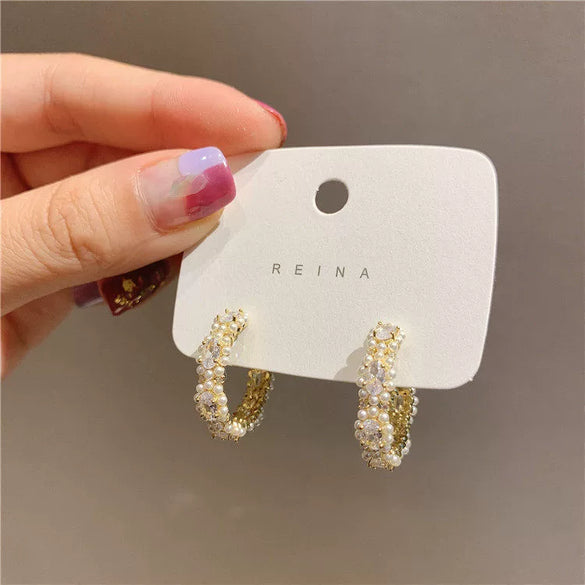 Wholesale Geometric Electroplated Alloy Crystal Pearl Stitching Earrings
