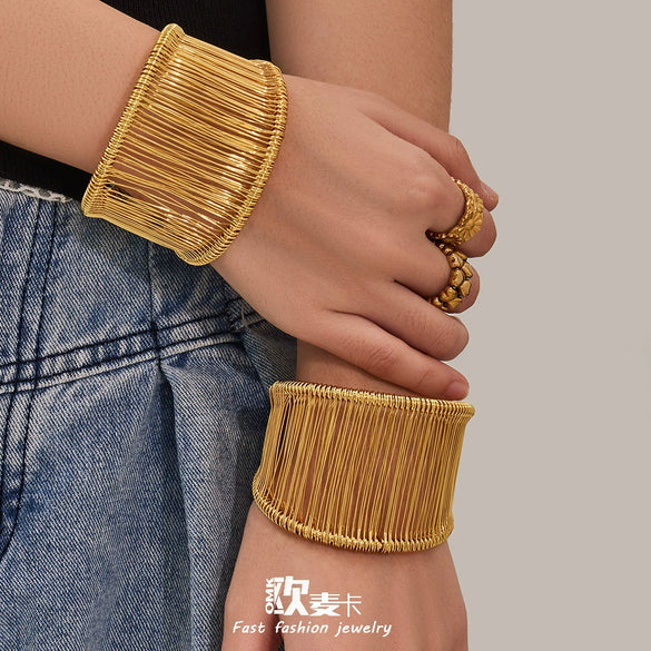 Wholesale Geometric Electroplated Stainless Steel Braided Wire Wrap Open Bracelet Accessories