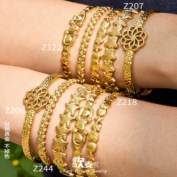 Wholesale Geometric Electroplated Stainless Steel Heart Star Flower Bracelet Jewelry Bangle