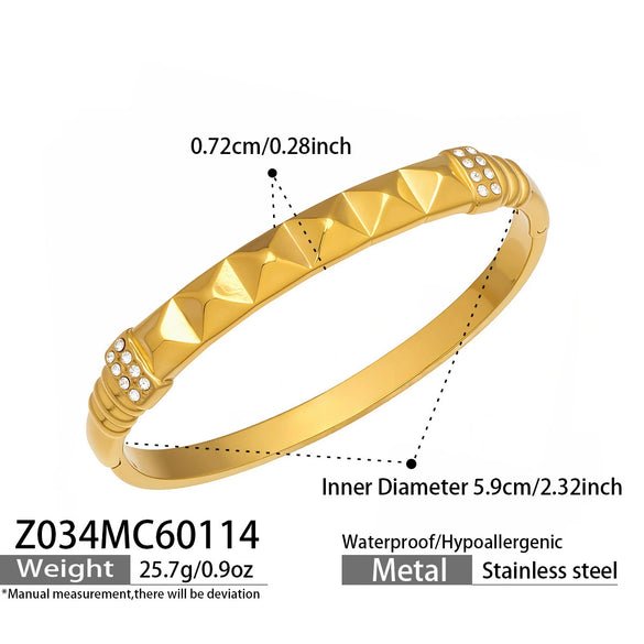 Wholesale Geometric Electroplated Stainless Steel Zircon And Acrylic Flower Bracelet Set