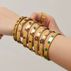 Wholesale Geometric Electroplated Stainless Steel Zircon And Acrylic Flower Bracelet Set