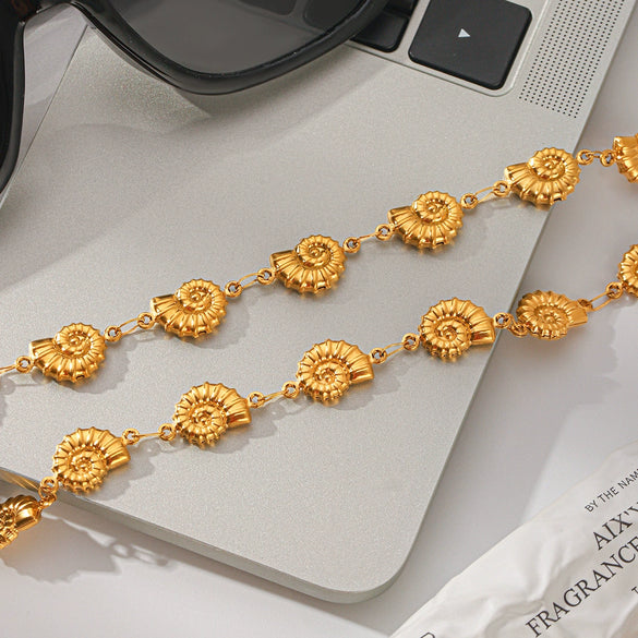Wholesale Geometric Gold Plated Stainless Steel Conch Bracelet And Necklace For Women