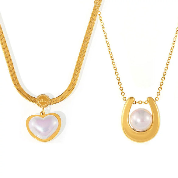 Wholesale Geometric Heart Shaped Imitation Pearl Pendant Necklace In Light Luxury Style Titanium Steel With 18K Gold Plated