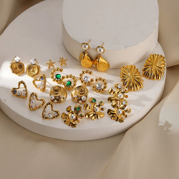 Wholesale Geometric Heart Shaped Zircon Pearl Earrings Gold Plated Stainless Steel Unisex