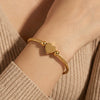 Wholesale Geometric Heartshaped Twistable Open Bracelet Stainless Steel 18K Gold Plated Jewelry