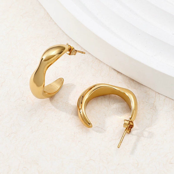 Wholesale Geometric Irregular C Ring Stainless Steel Earrings With Water Ripple Design And Electroplating For Women