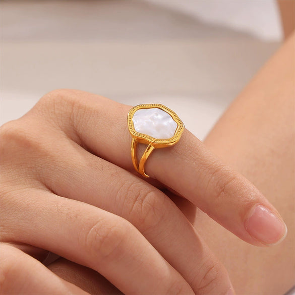 Wholesale Geometric Irregular White Seashells Ring Titanium Steel 18K Gold Plated For Women
