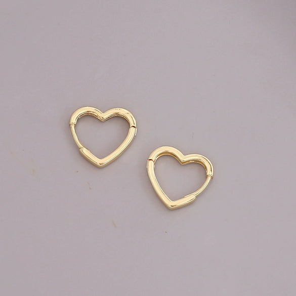Wholesale Geometric Metal Heart Shaped 18K Gold Plated Gothic Earrings
