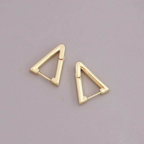 Wholesale Geometric Metal Heart Shaped 18K Gold Plated Gothic Earrings