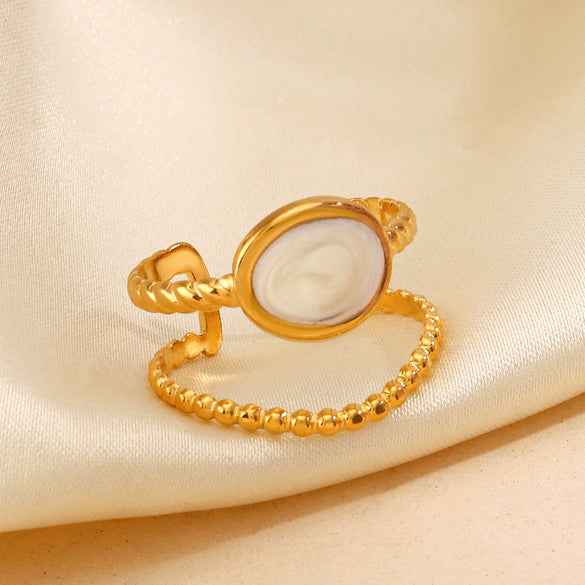 Wholesale Geometric Oval Stainless Steel Ring With Goldplated Electroplating For Women