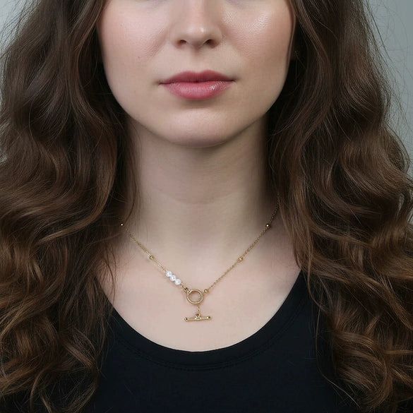 Wholesale Geometric Pearl Pendant Necklace In Stainless Steel With 18K Gold Electroplated Ot Clasp For Women