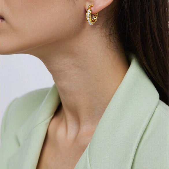 Wholesale Geometric Pearlencrusted Stainless Steel Women's Earrings With Vacuum Real Gold Plating