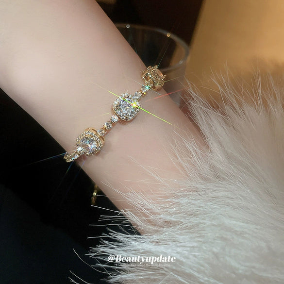 Wholesale Geometric Pullout Bracelet With Real Gold Electroplated Zircon For Women