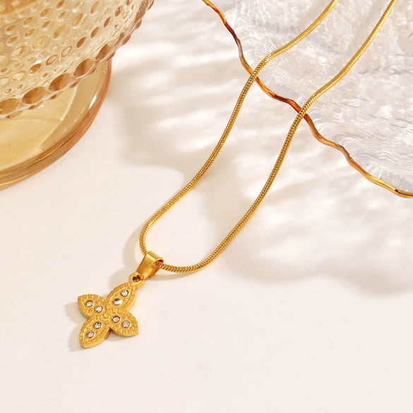 Wholesale Geometric Rhinestone Inlay Titanium Steel And Stainless Steel Women's Necklace With O Chain And Electroplating