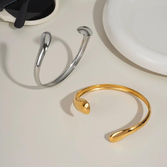 Wholesale Geometric Simple Design High Grade Stainless Steel 18K Gold Plated Asymmetric Opening Bracelet For Women Jewelry With Electroplating Process