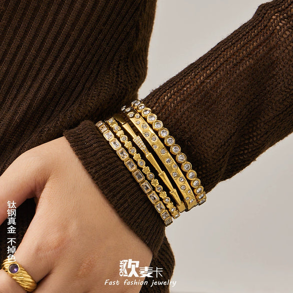 Wholesale Geometric Stainless Steel Bracelet Set With 5A Round Zirconia And Full Diamond Inlay 18K Gold Plated