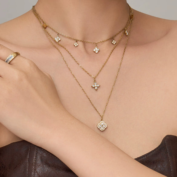 Wholesale Geometric Stainless Steel Electroplated Four Leaf Flower Pendant Layered Clavicle Chain Necklace Set For Women Unisex Adults Couples And Best Friends