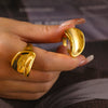 Wholesale Geometric Stainless Steel Electroplated 18K Gold Threedimensional Ring For Women