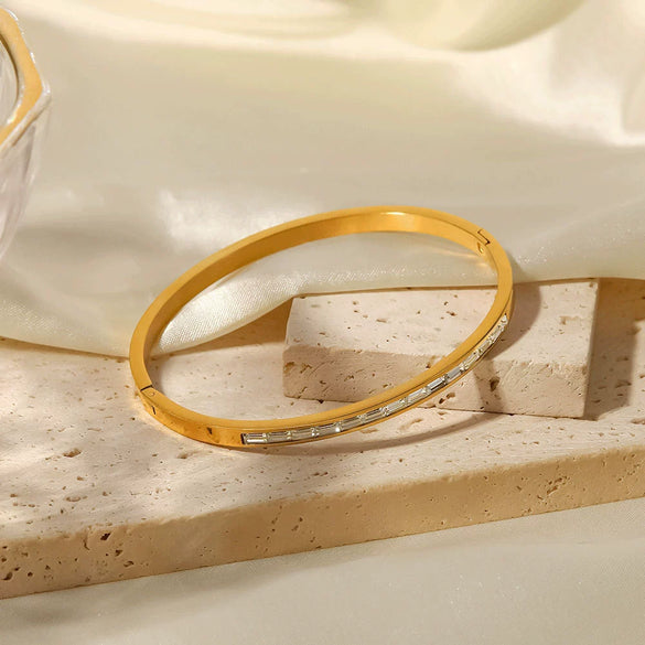 Wholesale Geometric Stainless Steel Inlaid White Square Zircon Electroplated Ladies Bracelet