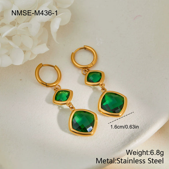 Wholesale Geometric Stainless Steel 18K Gold Electroplated Ear Cuffs For Women With Crystal Splicing Design