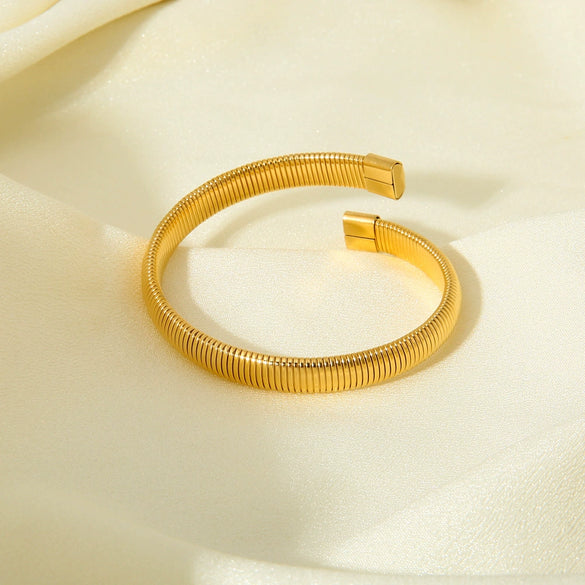 Wholesale Geometric Stainless Steel 18K Gold Plated Open Bracelet Jewelry For Women
