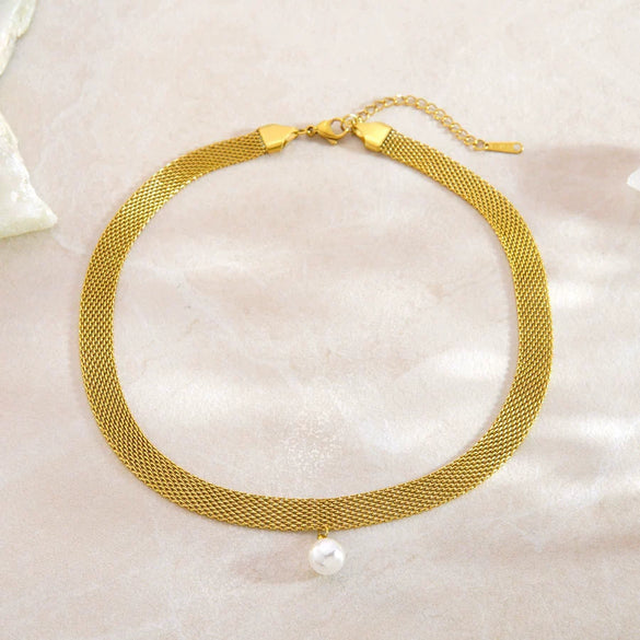 Wholesale Geometric Stainless Steel Pearl Necklace With Electroplating For Women And Unisex Light Luxury Style
