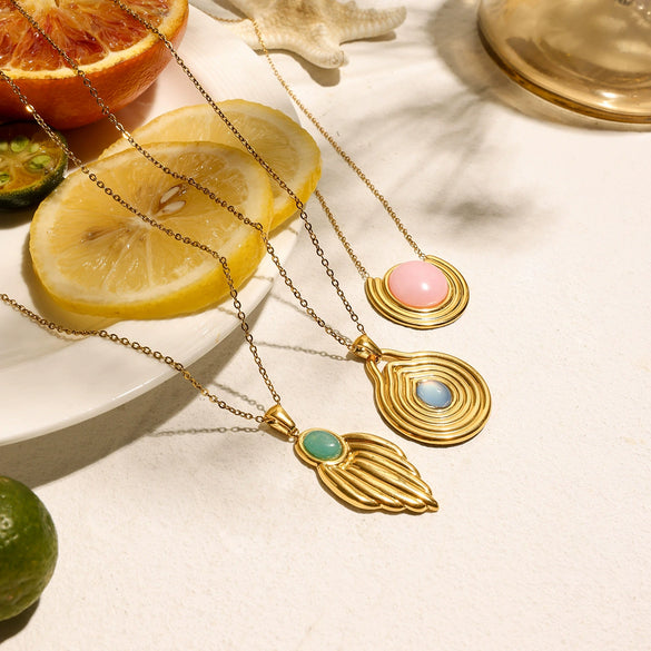Wholesale Geometric Stainless Steel Pendant Necklace With Blue Resin And Electroplated 18K Gold Jewelry For Women