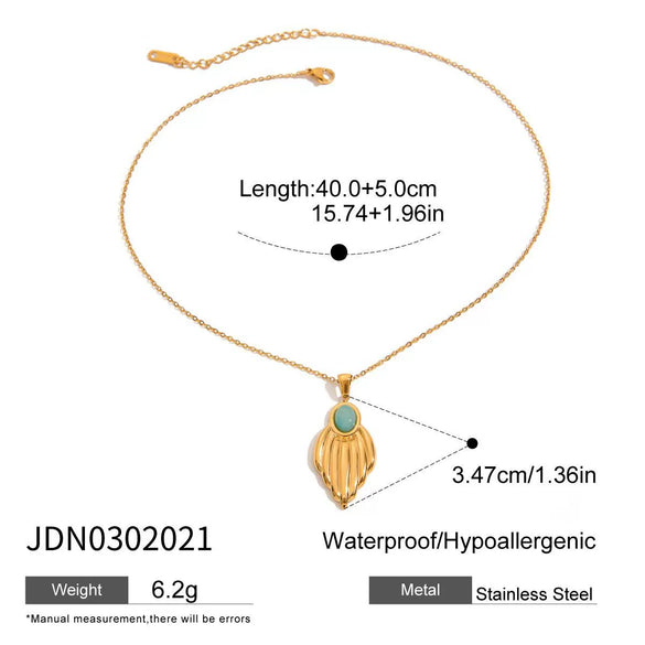 Wholesale Geometric Stainless Steel Pendant Necklace With Blue Resin And Electroplated 18K Gold Jewelry For Women