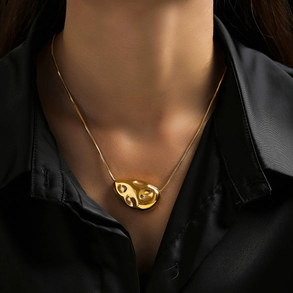 Wholesale Geometric 316L Stainless Steel Plated 18K Gold Pendant Snake Bone Necklace