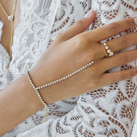 Wholesale Geometric Stainless Steel Real Gold Plated Finger Chain Hand Jewelry For Women
