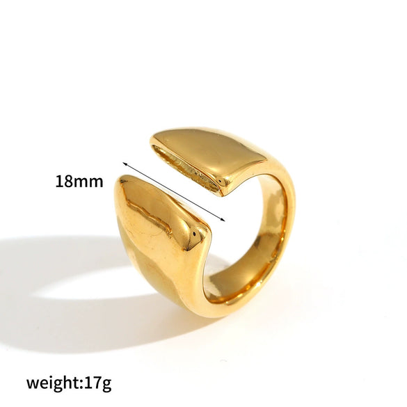 Wholesale Geometric Stainless Steel Ring With Hammered And 18K Gold Plated Finish Fashionable And Unisex