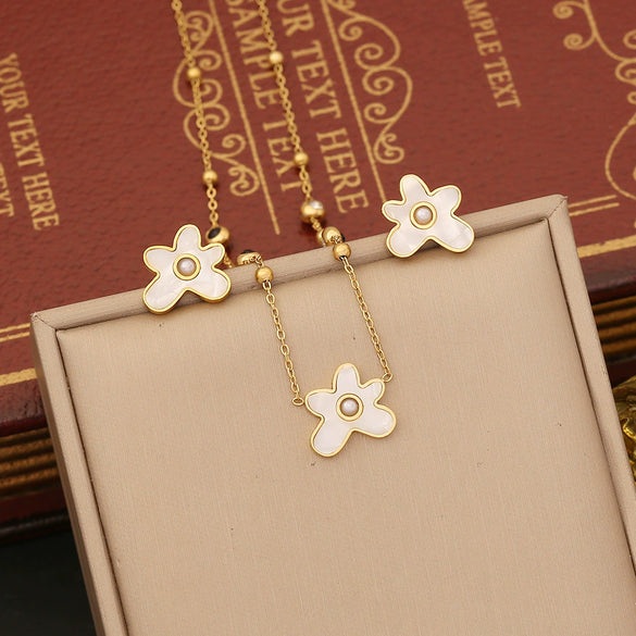 Wholesale Geometric Star Stainless Steel Electroplated Tassel Necklace With Oshaped Chain For Women