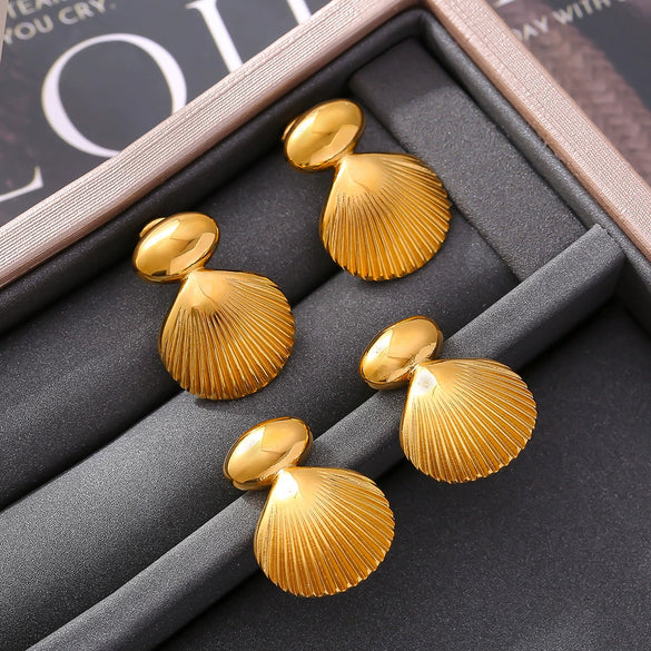 Wholesale Geometric Stitching Marine Shell Earrings In Titanium Steel Plated 18K Gold With Electroplating Treatment For Women