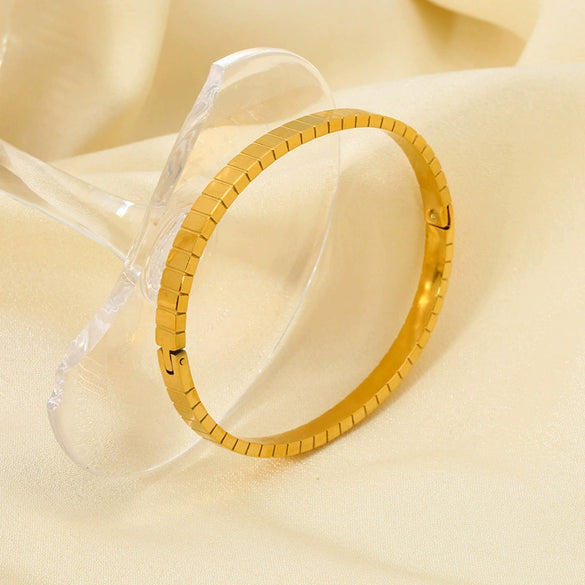 Wholesale Geometric Striped 18K Gold Plated Stainless Steel Bracelet Jewelry Accessories For Women