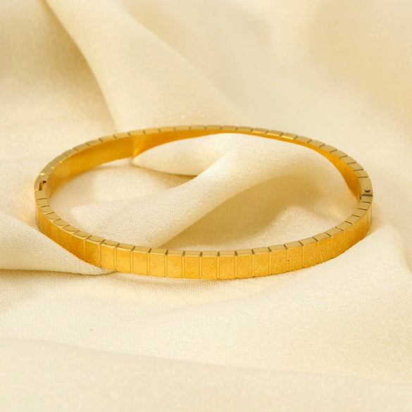 Wholesale Geometric Striped 18K Gold Plated Stainless Steel Bracelet Jewelry Accessories For Women