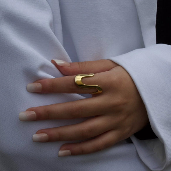 Wholesale Geometric Titanium Steel Ring For Women With Electroplating Treatment Non Fading Light Luxury Jewelry