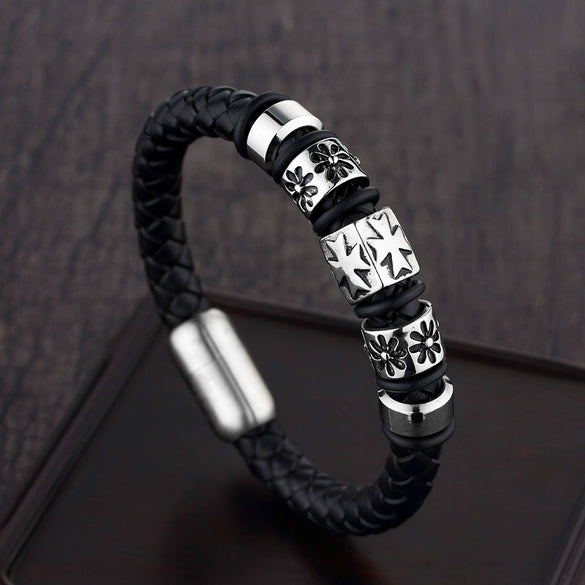 Wholesale Geometric Titanium Steel Woven And Polished Unisex Bracelet