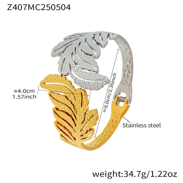 Wholesale Geometric Wide Hollow Stainless Steel Bracelet With 18K Gold Plated Electroplating