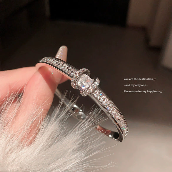 Wholesale Geometric Zircon Copper Bracelet Fashionable And Light Luxury Jewelry