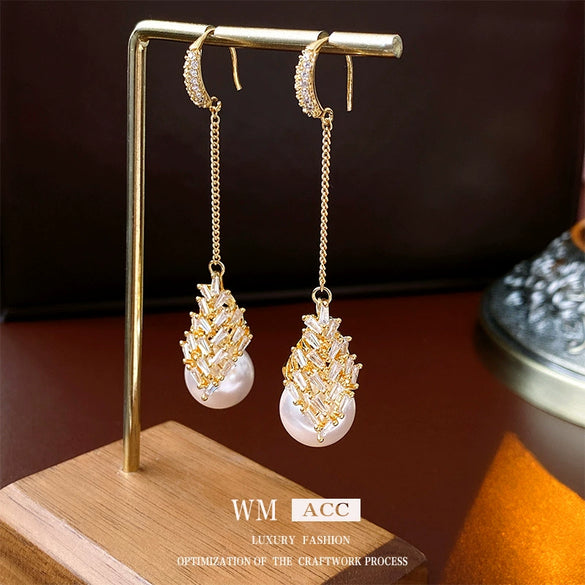 Wholesale Geometric Zircon Pearl Gold Electroplated Women's Ear Hook Earrings
